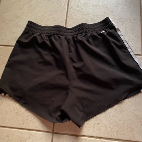 LIKE NEW ADIDAS AEROREADY 3 STRIPE BLACK AND WHITE SHORTS - Picture 5 of 6